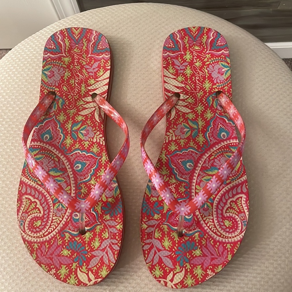 Vera Bradley Size 9-10 Paisley in Paradise Flip Flops